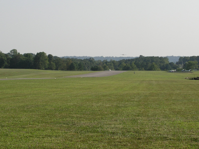 P9010181_N245E_touchdown
