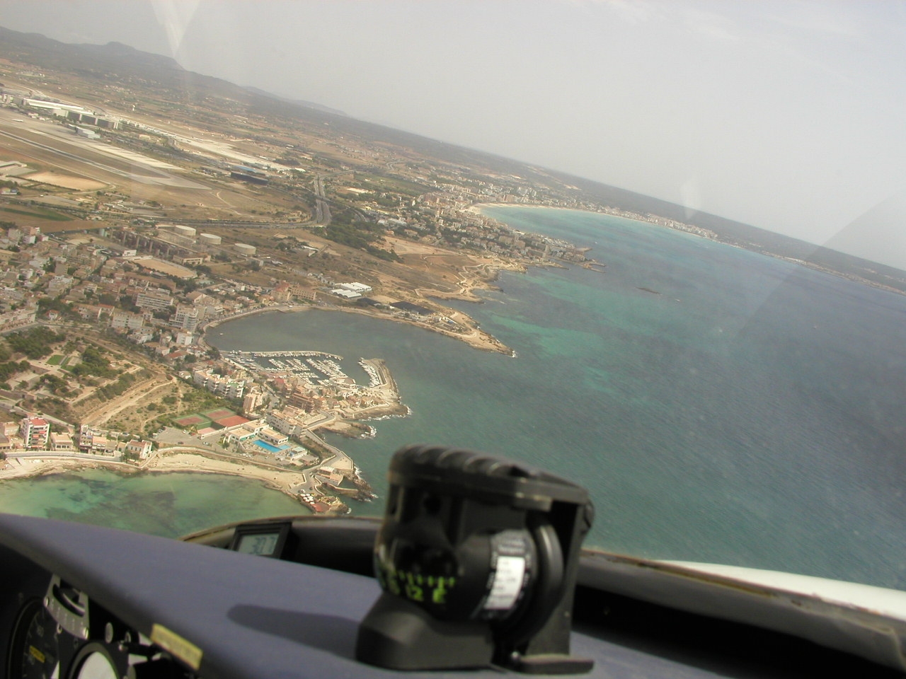 Turning left base Palma Mallorca LEPA